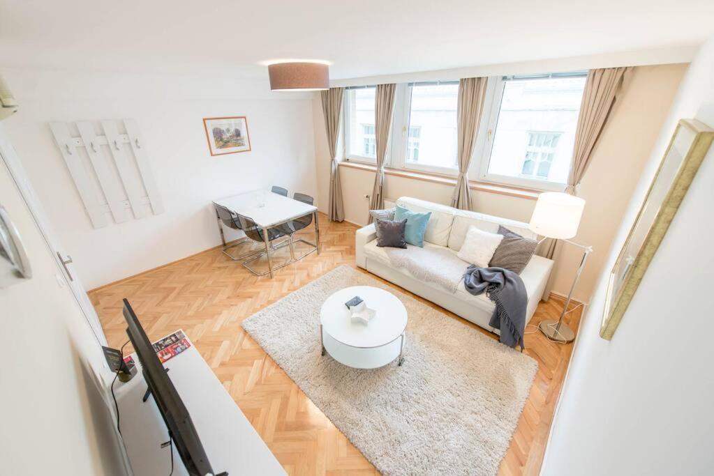 Venus Apartments - Renate Будапеща Екстериор снимка