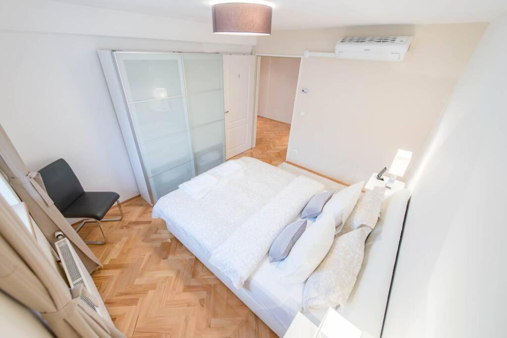 Venus Apartments - Renate Будапеща Екстериор снимка